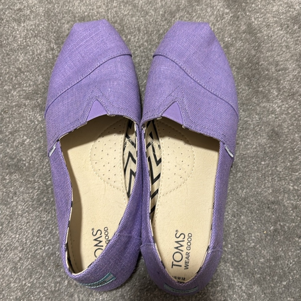 Purple toms size 12 women’s. Worn once - Picture 2 of 3